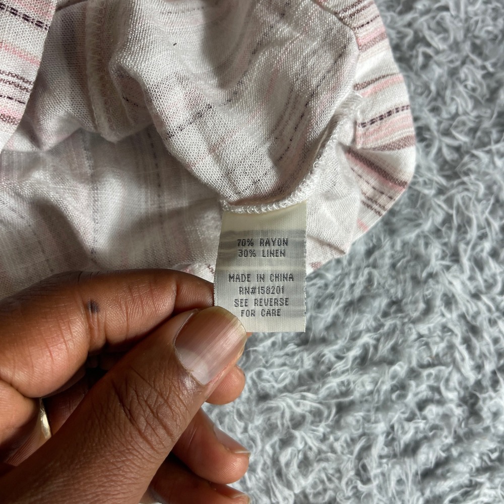 April Kiss Womens Pink Striped Linen Blend Cropped Button Down Shirt Small - Picture 3 of 9